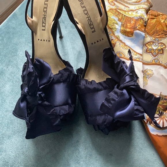 Bruno Frisoni navy satin platform sling back pumps - Picture 2 of 4